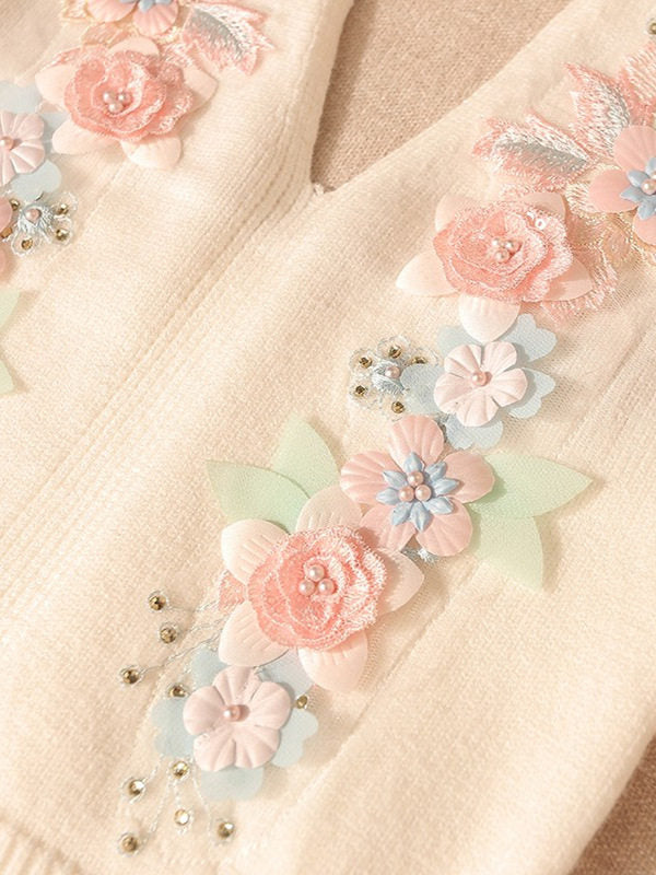 Dreamy Floral Applique Knit Halter Top, view 5